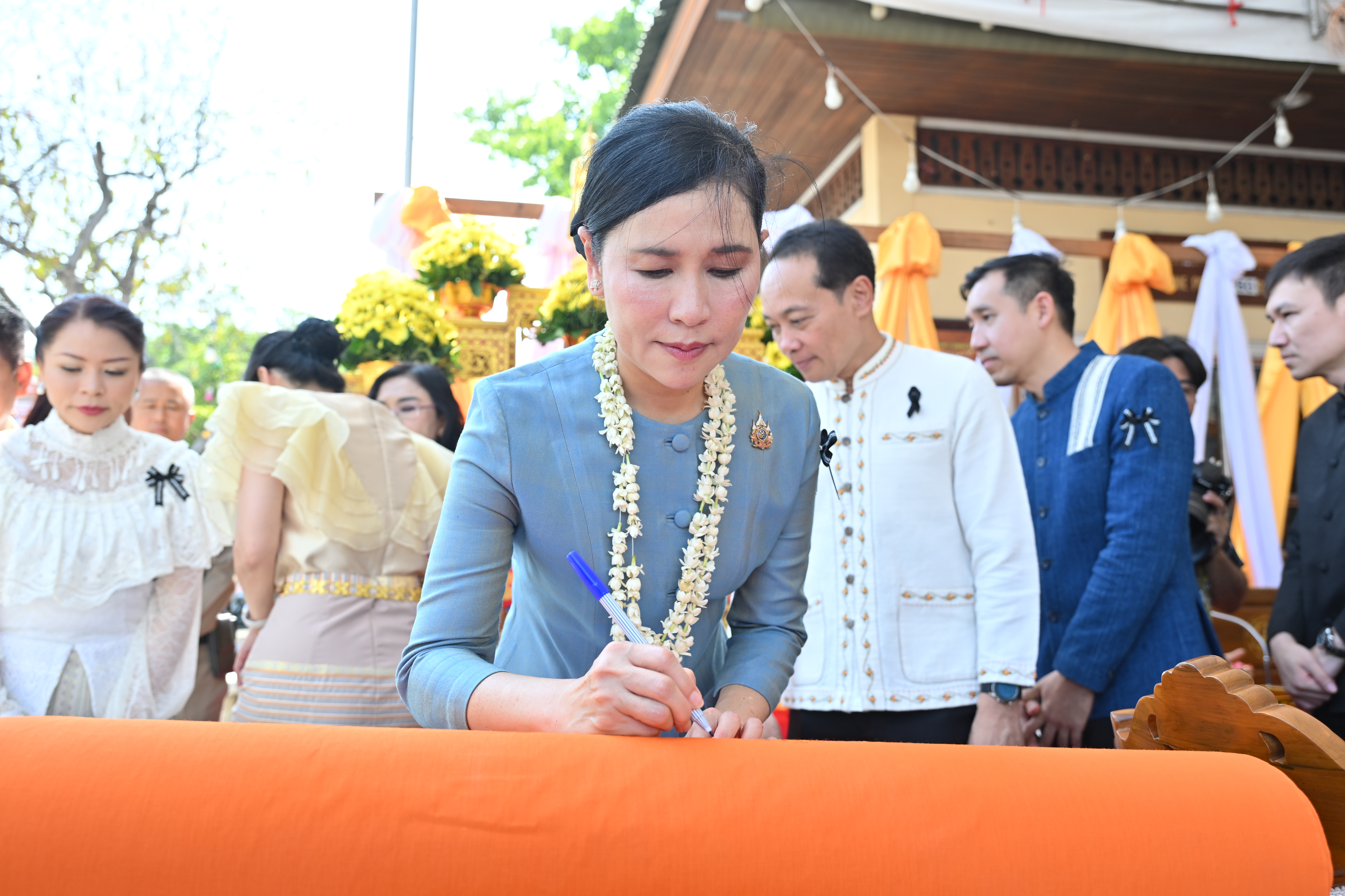 title - ส.ป.ก.นครปฐม ร่วมพิธีเปิดงานประเพณีสงกรานต์ ประจำปี 2569